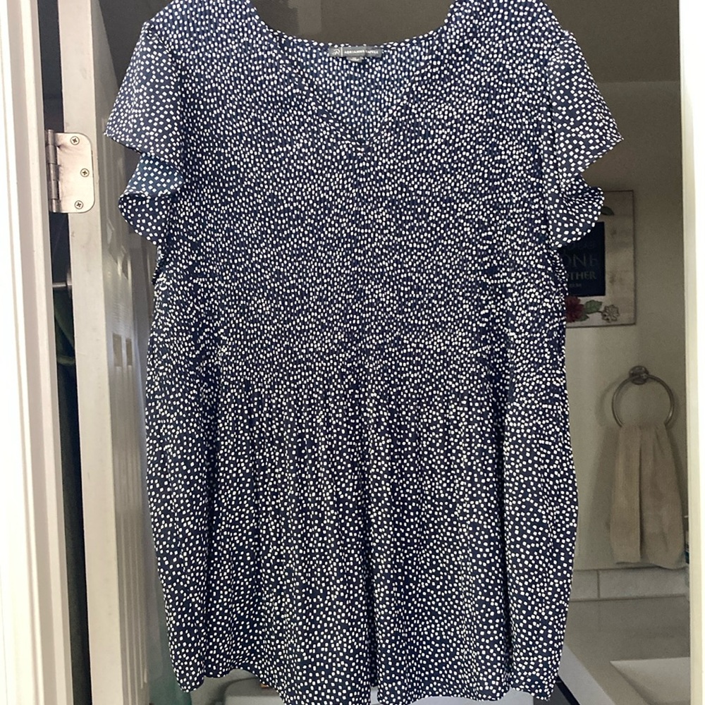 Adrianna Papell Navy and White Patterned Blouse
